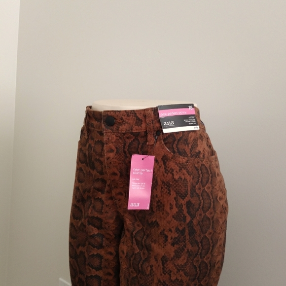 Ana Brown Snake Skinny Pants - Picture 3 of 7
